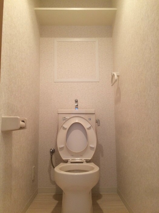 物件内観写真9　(トイレ)