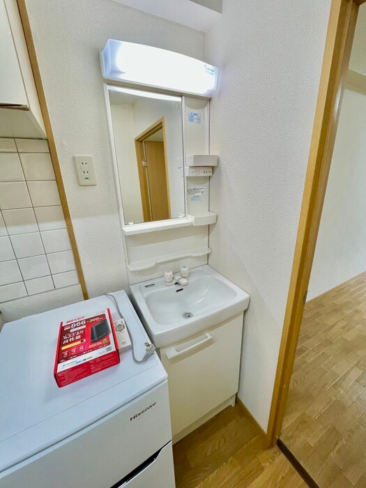 物件内観写真11　(洗面)