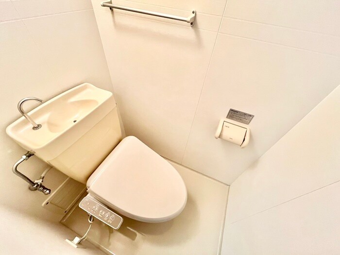 物件内観写真11　(トイレ)