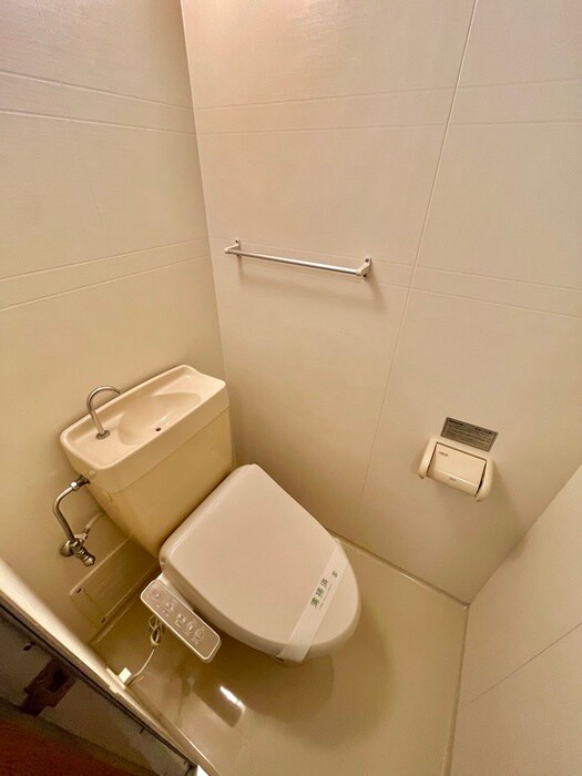 物件内観写真13　(トイレ)