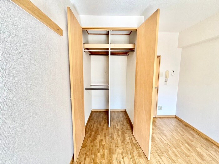 物件内観写真13　(収納)