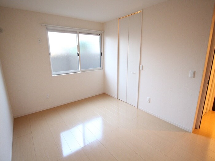 物件内観写真8　(居室)