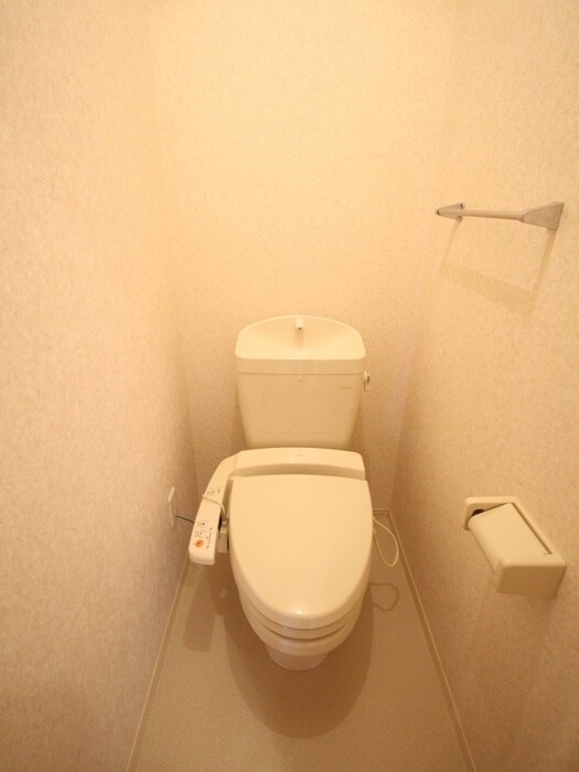 物件内観写真13　(トイレ)