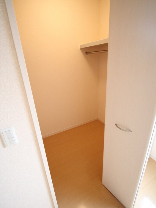 物件内観写真20　(収納)