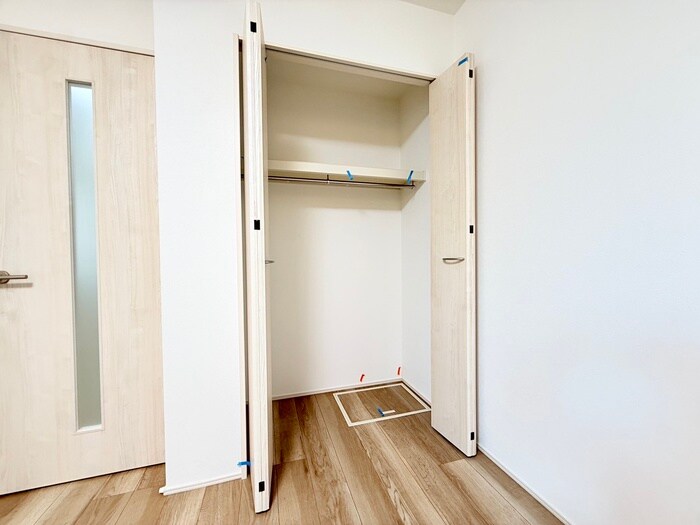 物件内観写真15　(収納)