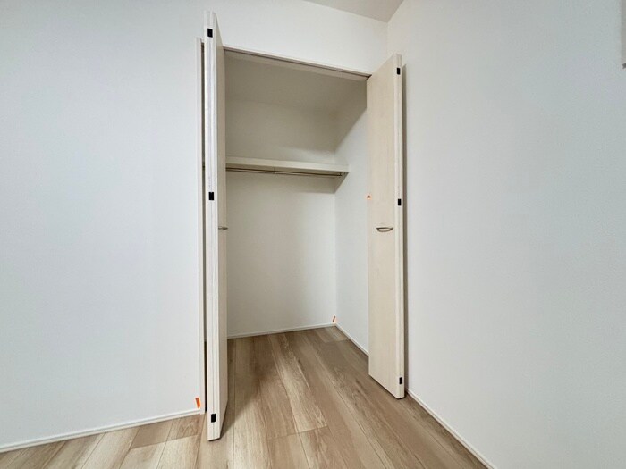 物件内観写真16　(収納)