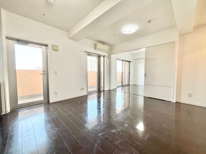 物件内観写真8　(居室)