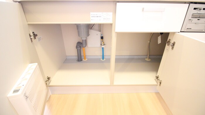 物件内観写真12　(収納)