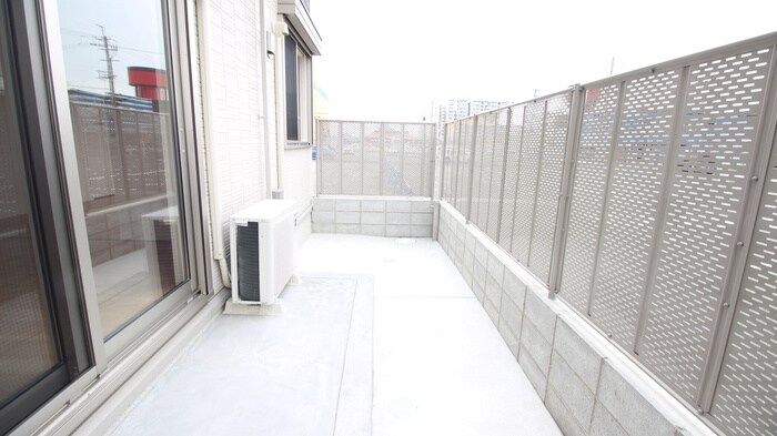 物件内観写真21　(ベランダ・バルコニー)