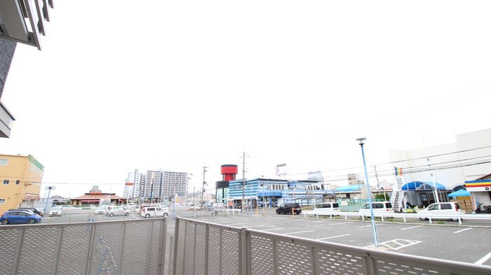 物件内観写真22　(室内からの展望)