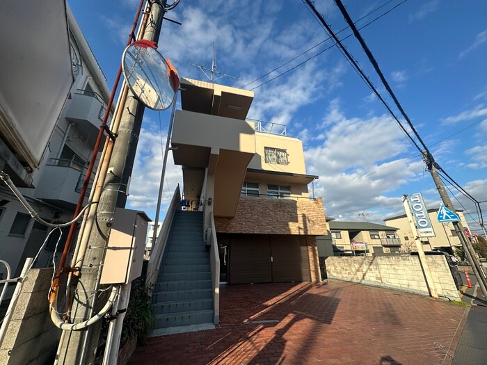 ヴィヴァ－チェ総持寺の外観写真