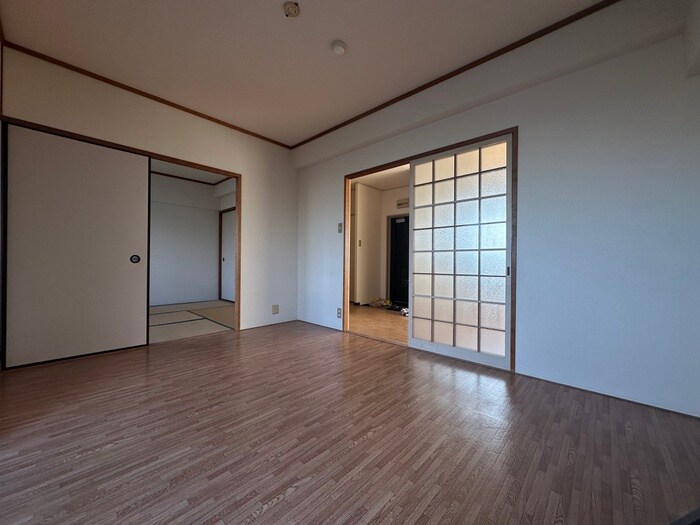 物件内観写真12　(居室)