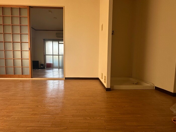 物件内観写真15　(廊下)