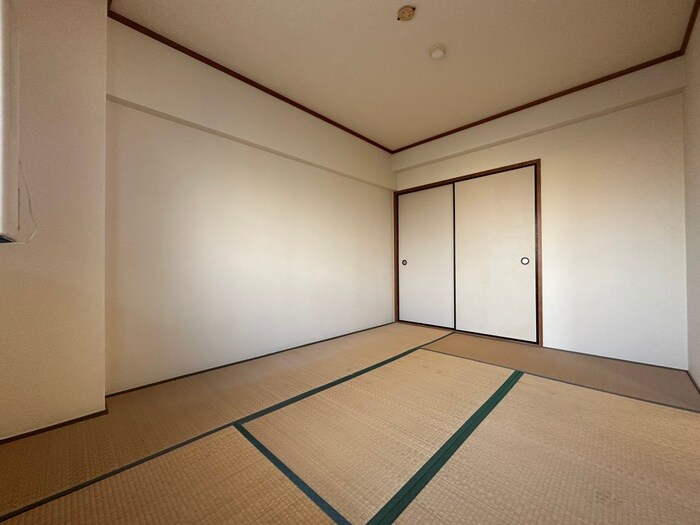 物件内観写真21　(居室)