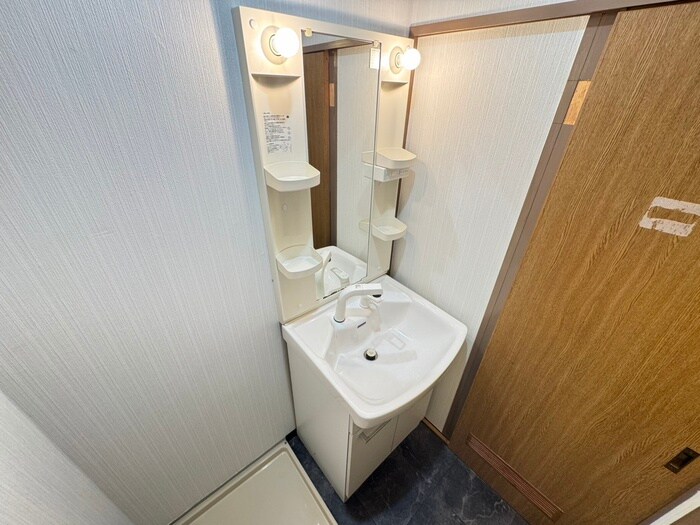 物件内観写真12　(洗面)