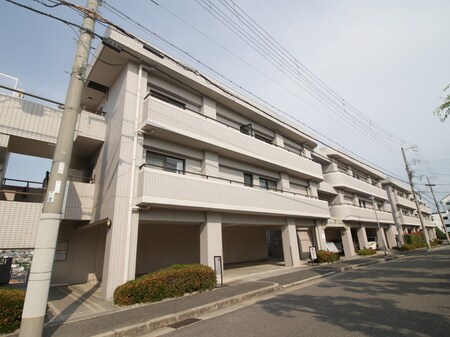 ﾗｲｵﾝｽﾞﾏﾝｼｮﾝ西舞子(903)外観写真