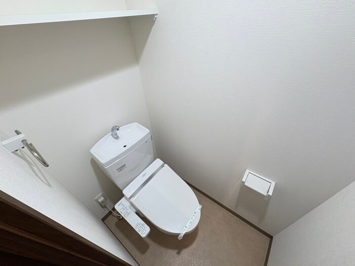 物件内観写真11　(トイレ)