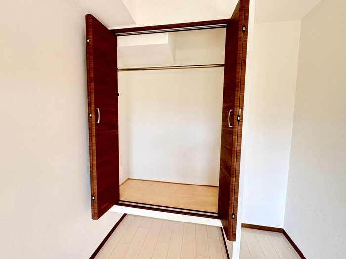 物件内観写真13　(収納)