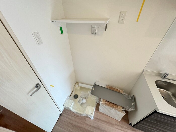 物件内観写真13　(洗濯機置場)