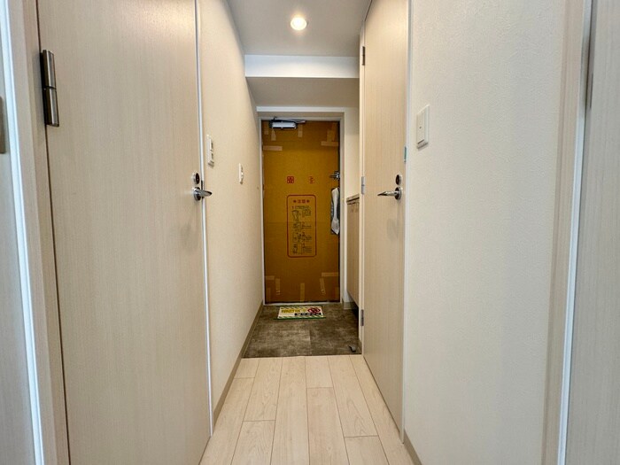 物件内観写真16　(廊下)
