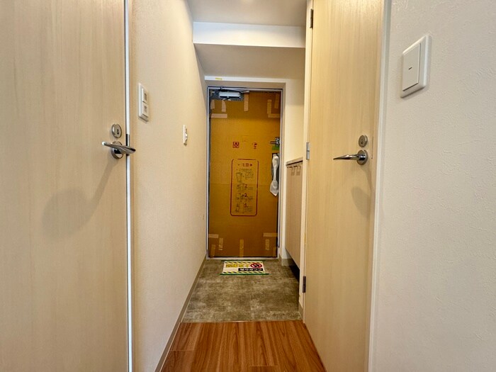 物件内観写真16　(廊下)