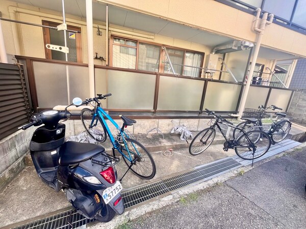 駐輪場