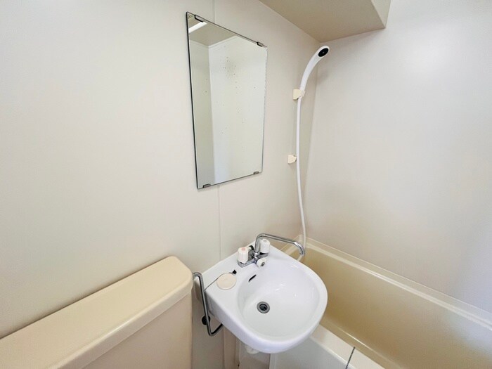 物件内観写真10　(洗面)