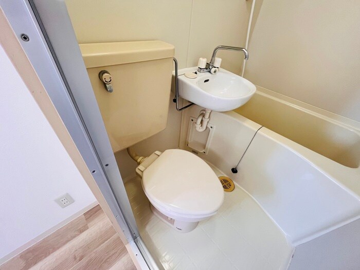 物件内観写真11　(トイレ)