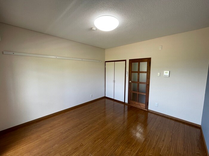 恵解山ハイツの居室