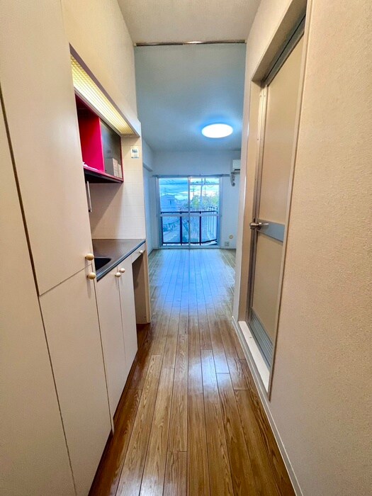 物件内観写真13　(廊下)