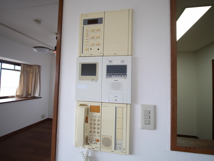 物件内観写真20　(廊下)