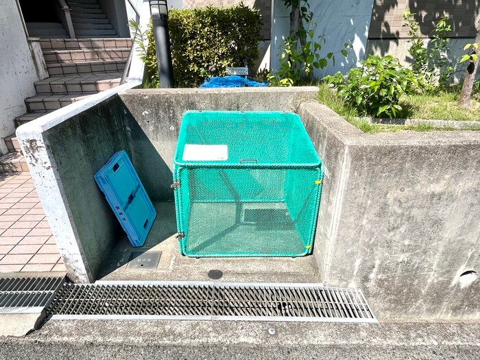 物件外観写真6　(建物設備)