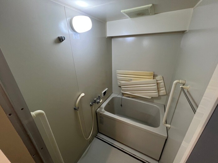 物件内観写真12　(バス／シャワールーム等)
