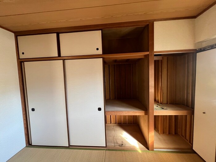 物件内観写真15　(収納)