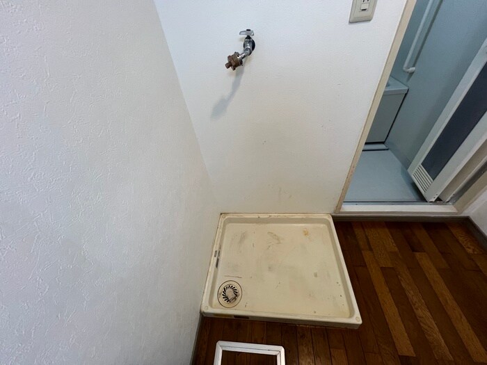 物件内観写真20　(洗濯機置場)