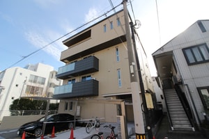 ＡＵＴＵＭＮ　ＭＡＩＳＯＮ外観写真
