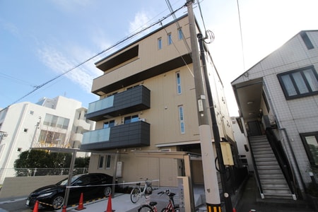 ＡＵＴＵＭＮ　ＭＡＩＳＯＮ外観写真