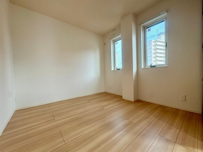 物件内観写真21　(居室)