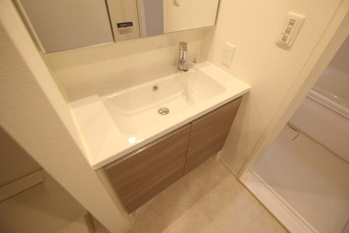 物件内観写真13　(洗面)