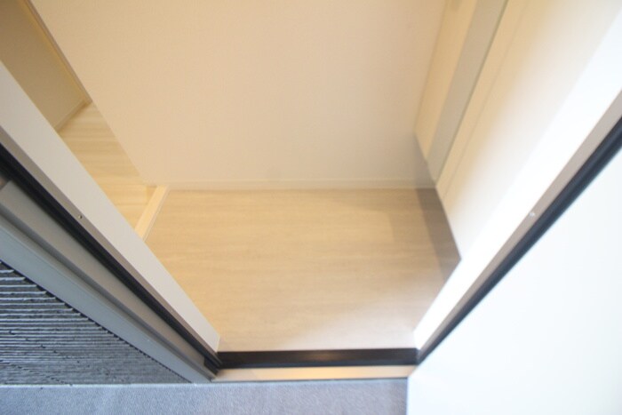 物件内観写真17　(玄関)