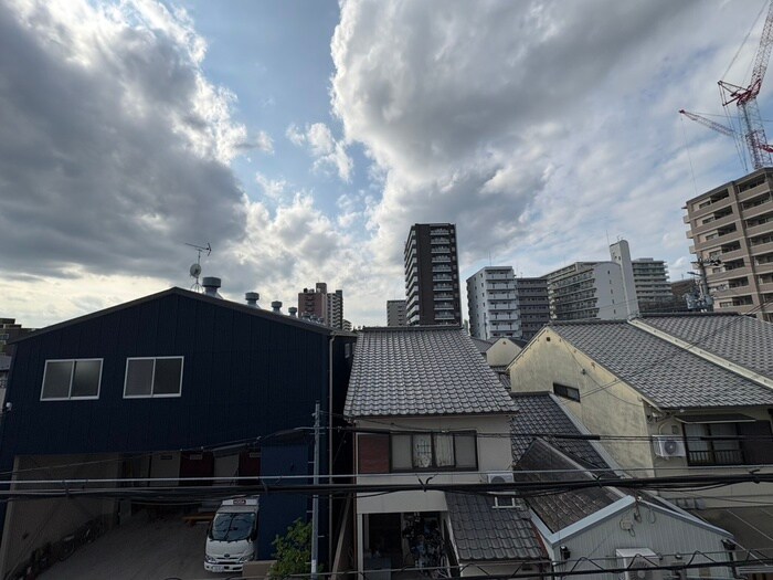 物件内観写真17　(室内からの展望)