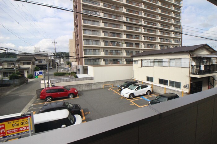 物件内観写真22　(室内からの展望)