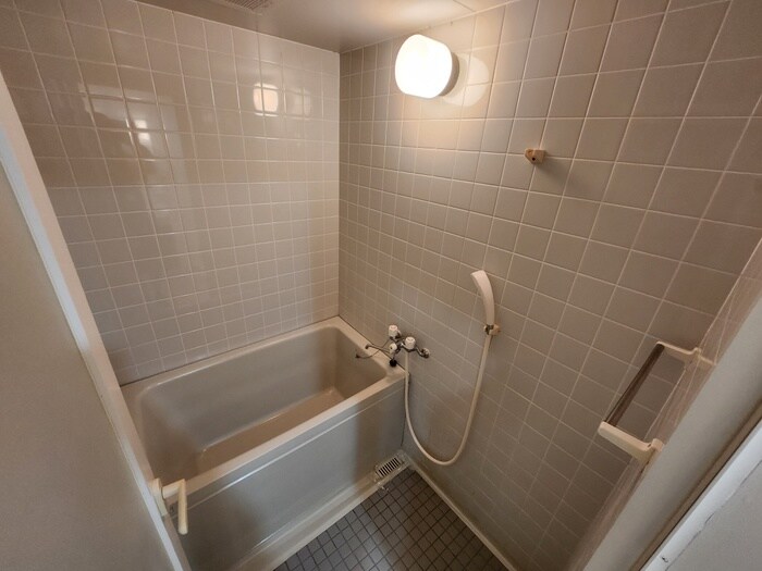 物件内観写真8　(バス／シャワールーム等)