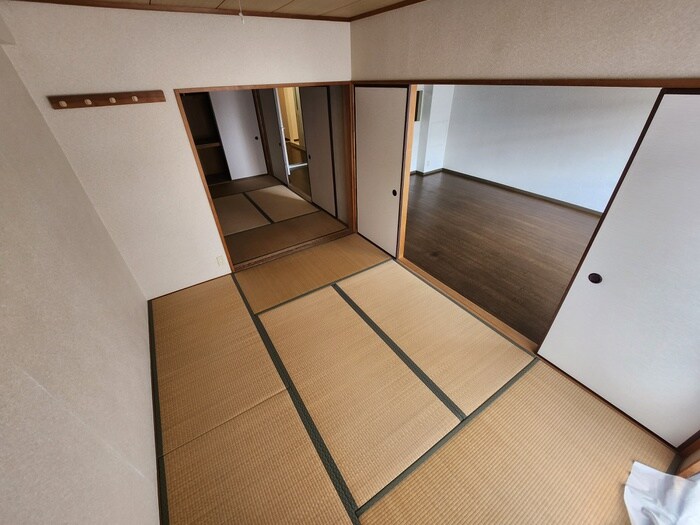 物件内観写真13　(居室)