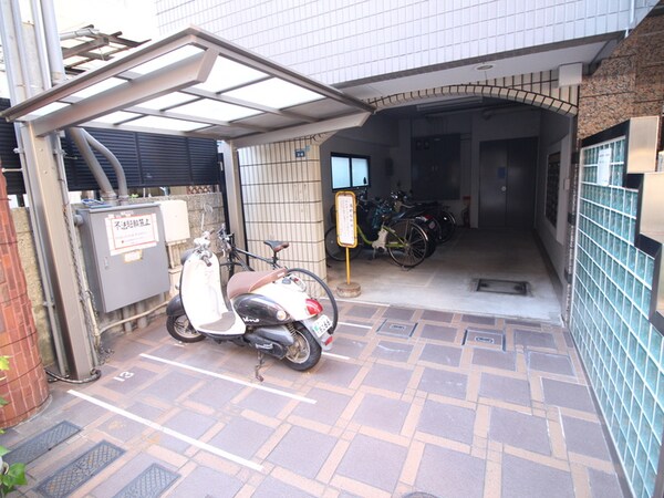 駐輪場