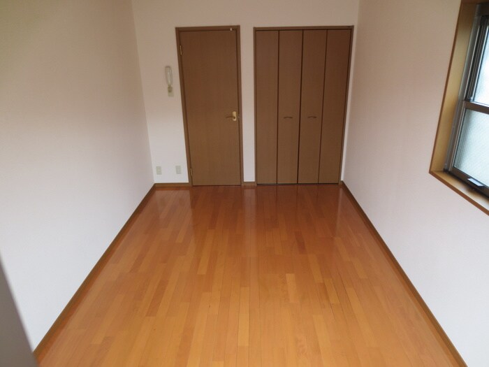 物件内観写真15　(居室)