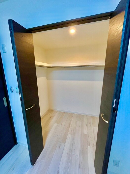 物件内観写真11　(収納)