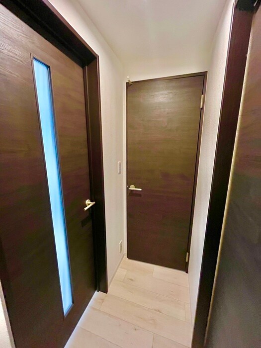 物件内観写真18　(廊下)