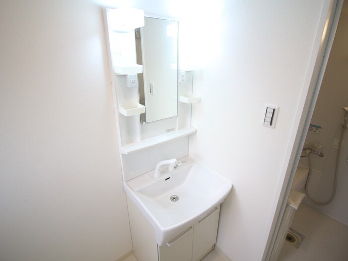 物件内観写真15　(洗面)