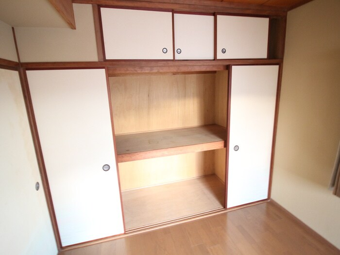 物件内観写真16　(収納)